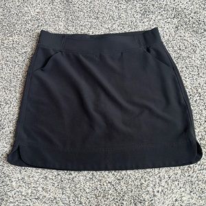 32 Cool black skort